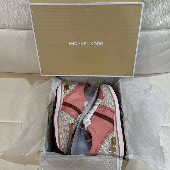 NIB MICHAEL KORS PINK WOMENS Dash Logo and Mesh Trainer SIZES 8.5, CINNAMON - Picture 9 of 14
